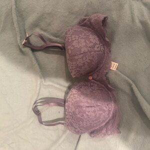 Victoria's Secret Lace Underwire Bra in Lavender